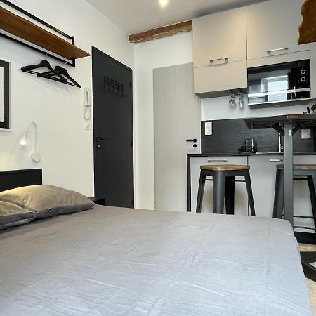 Petite Chambre Amenagee Avec Cuisine St Louis 3 La Rochelle  Exterior foto