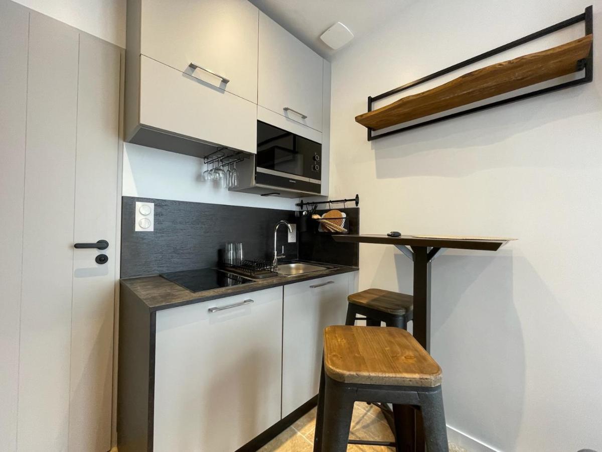Petite Chambre Amenagee Avec Cuisine St Louis 3 La Rochelle  Exterior foto