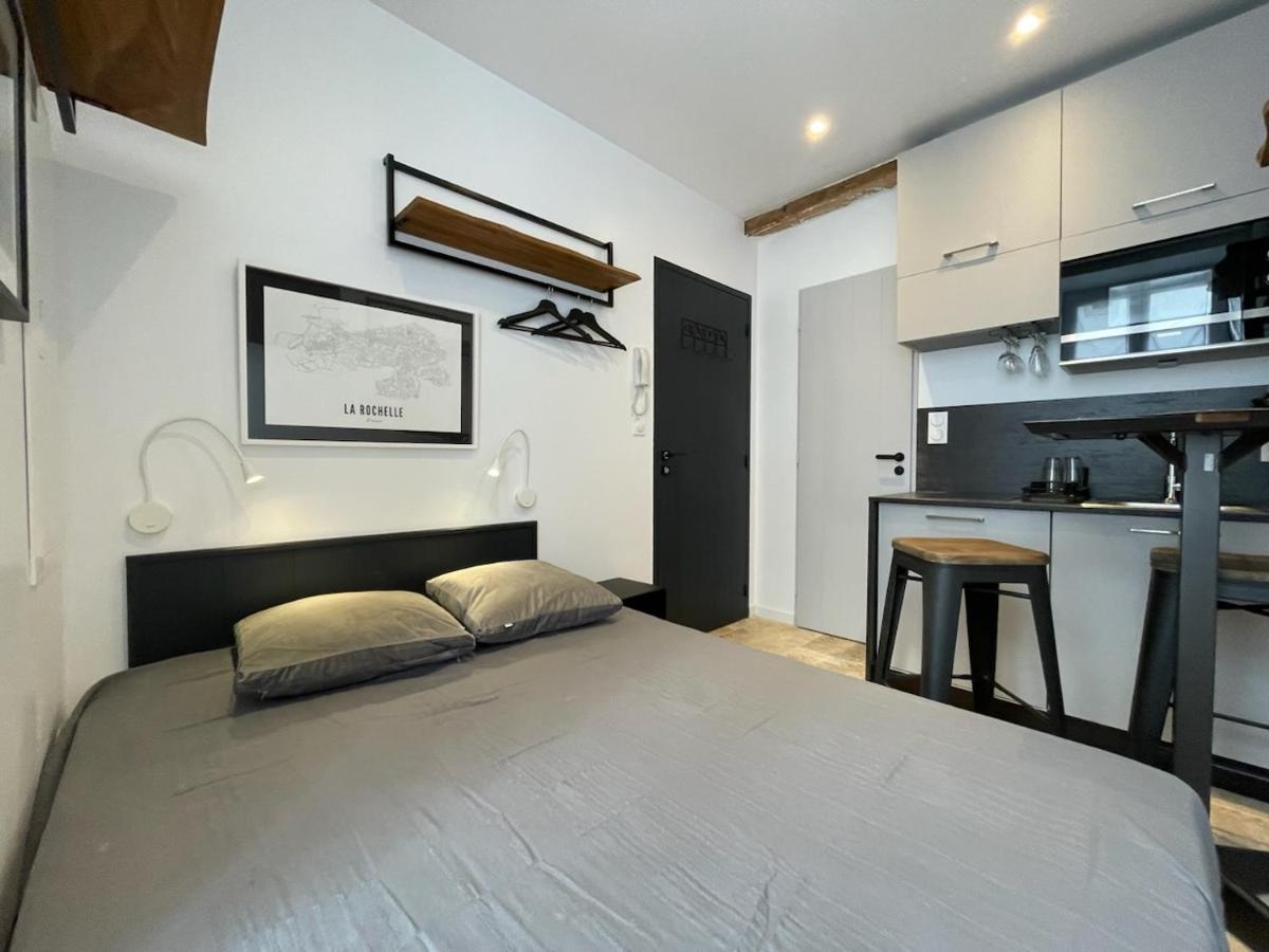 Petite Chambre Amenagee Avec Cuisine St Louis 3 La Rochelle  Exterior foto