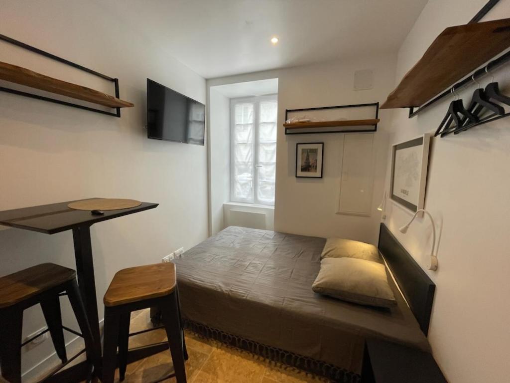 Petite Chambre Amenagee Avec Cuisine St Louis 3 La Rochelle  Exterior foto